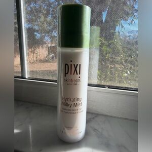 Pixi Hydrating Milky Mist with Green Cap